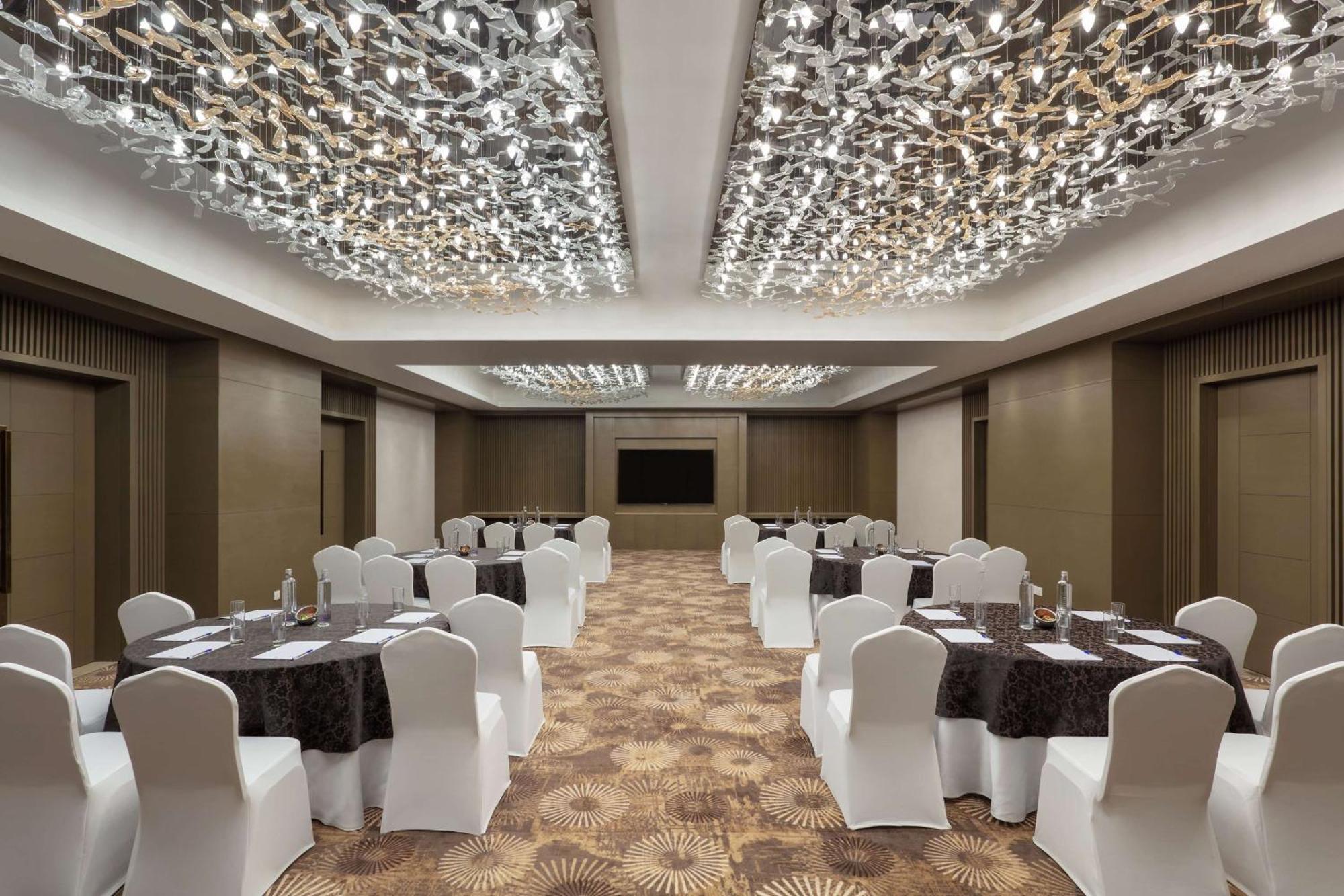 ดับเบิลทรี บาย ฮิลตัน ชัยปุระ อาเมอร์ Hotel ภายนอก รูปภาพ